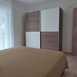Konukevi Enelani Apartments 3*