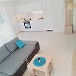 Konukevi Enelani Apartments 3*