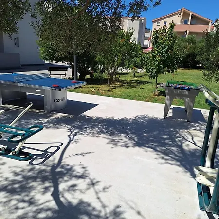 Enelani Gasthuis Kaštela